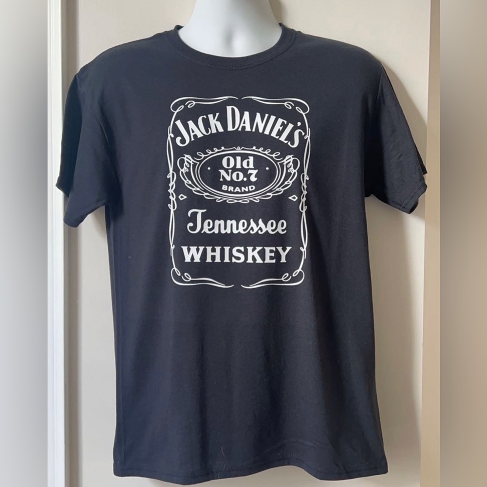 Jack Daniel’s Whiskey T-SHIRT Size SMLXLXXL new in pkg